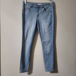 So Lowrise Ultimate Jegging Size 13 Lightwash Denim Juniors Skinny Leg